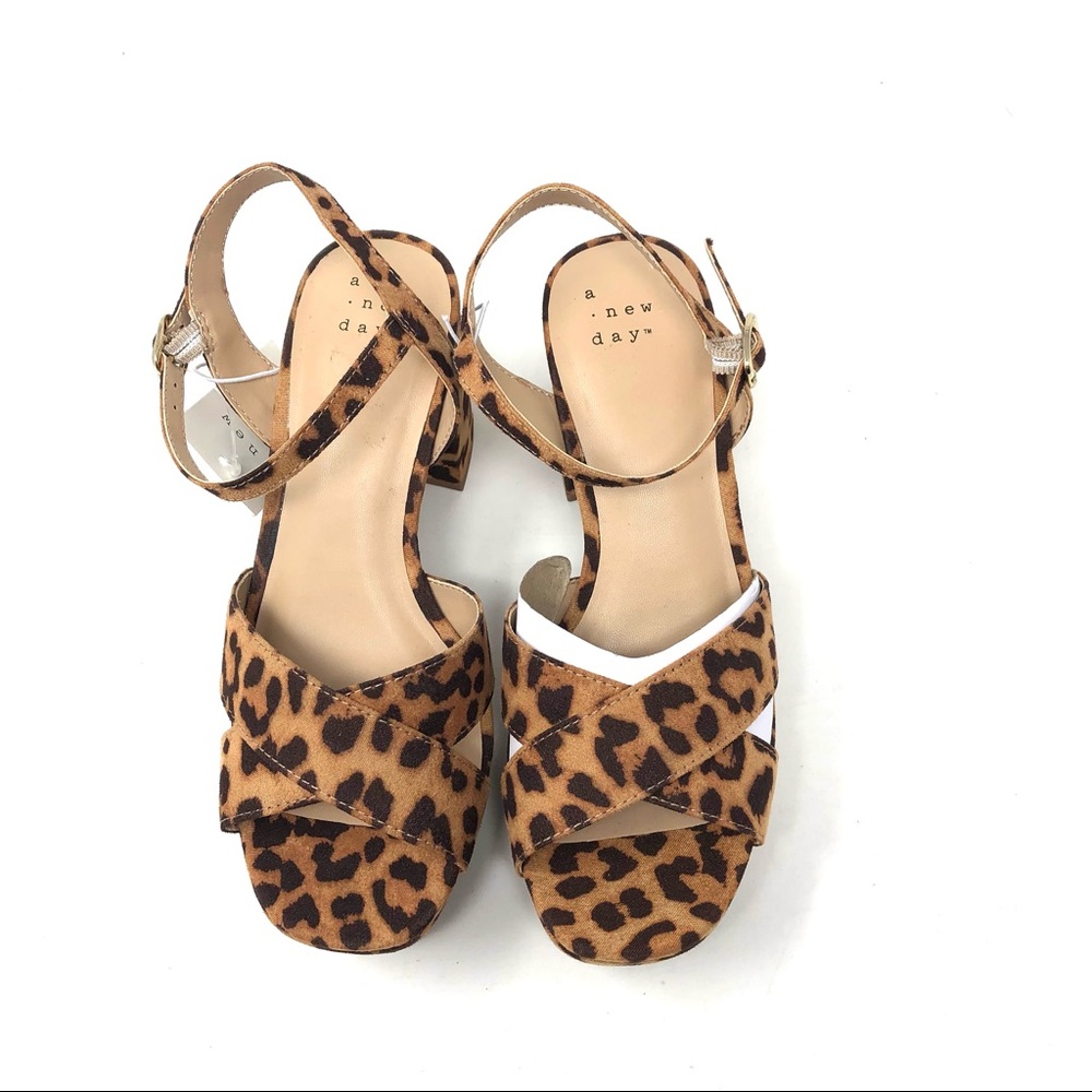 A New Day Gabriella Animal Print Platform Heels - Picture 2 of 8